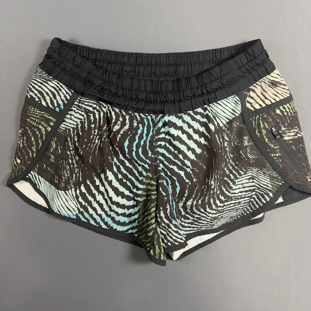 Lululemon Speed Shorts Womens Size 8 Zebra Print Running Lined Zip Pocket